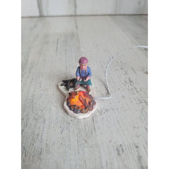 Lemax ice fishing cooking light up Village accessory Xmas - Picture 4 of 6